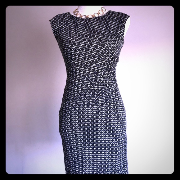 LOFT Dresses & Skirts - Black and white LOFT dress XXSP